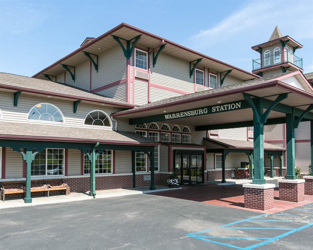 Comfort Inn Warrensburg Station Bagian luar foto